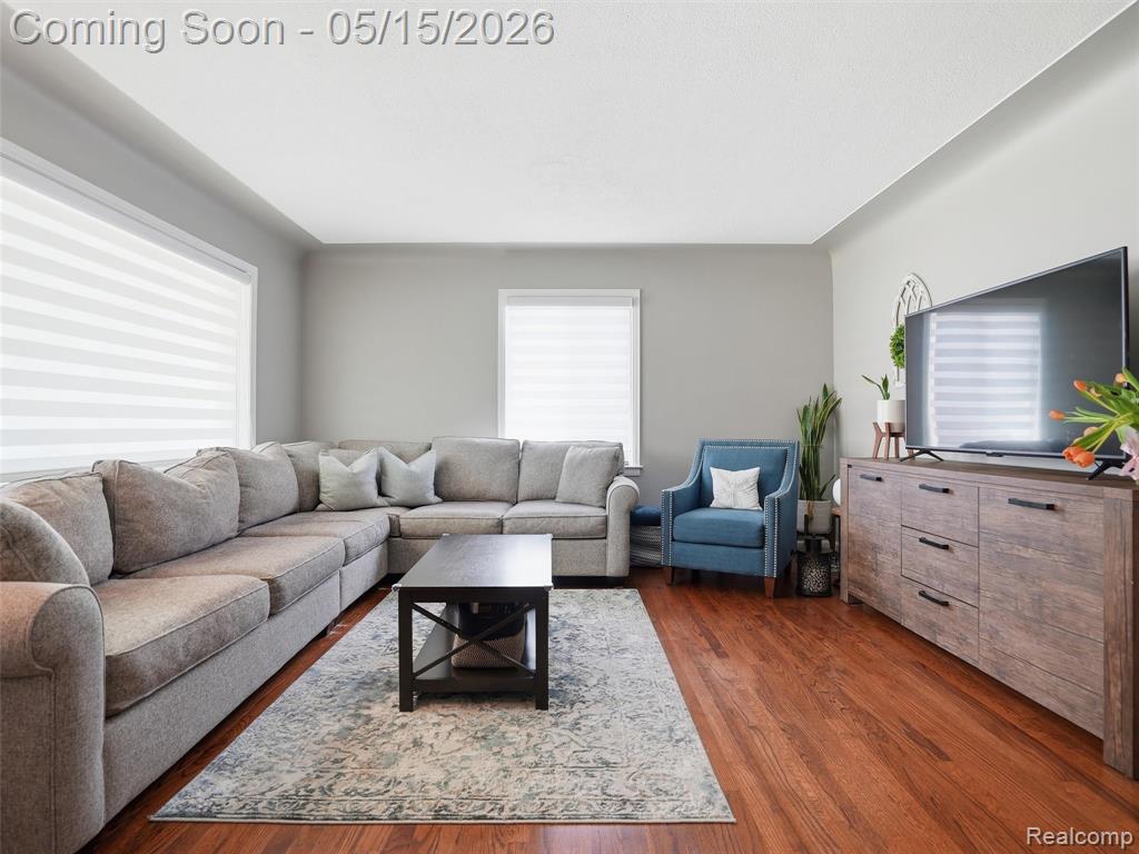 4574 Fella Street, Shelby Twp, MI 48316 — Photo 9