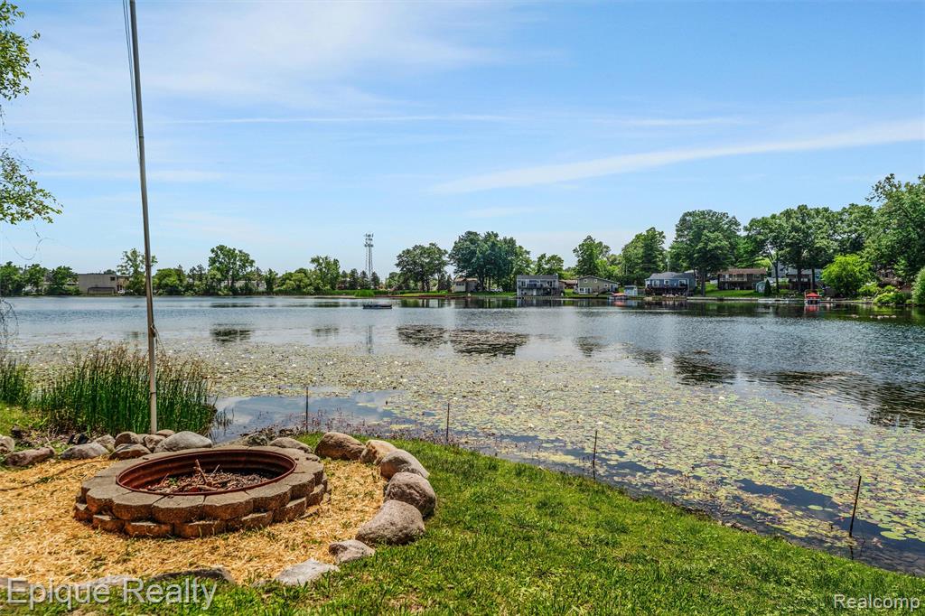 800 Kimberly, Lake Orion, MI 48362 — Photo 33