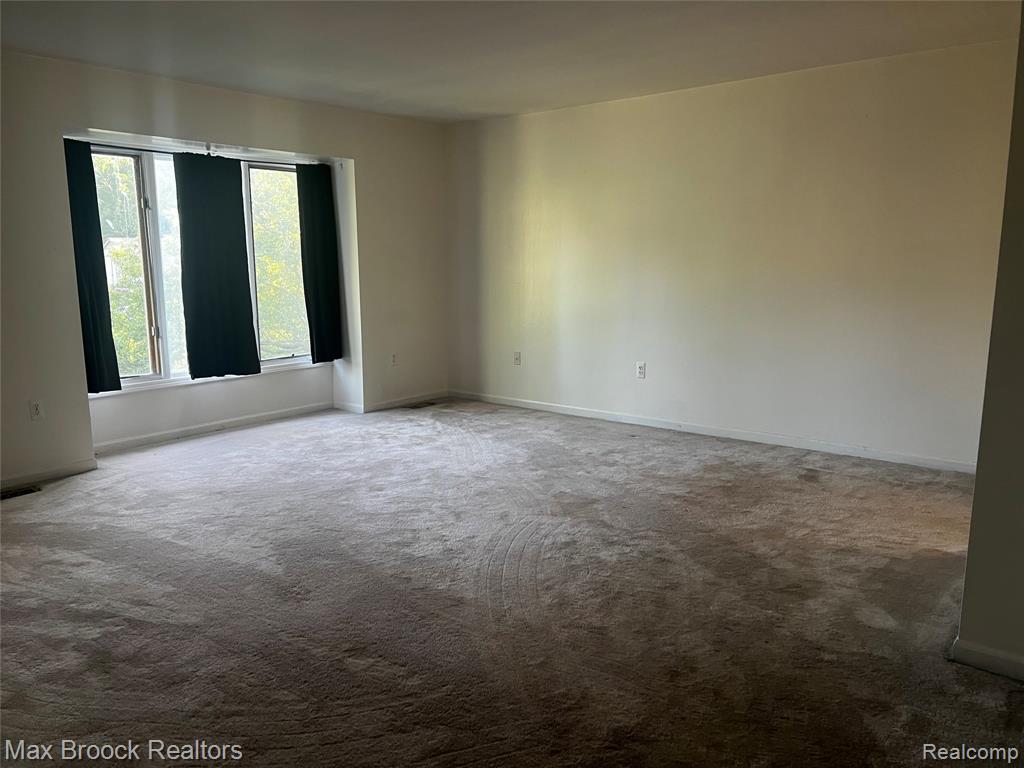 6330 Odessa Drive, West Bloomfield, MI 48324 — Photo 9