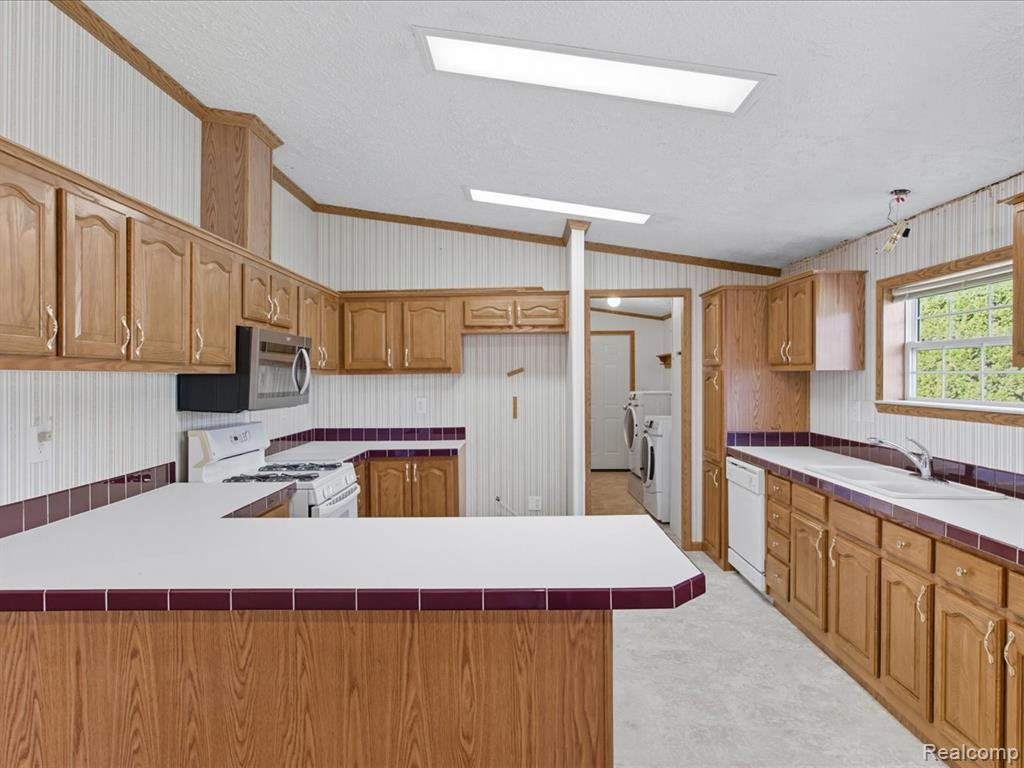 4996 Lakeshore Road, Lexington, MI 48450 — Photo 12