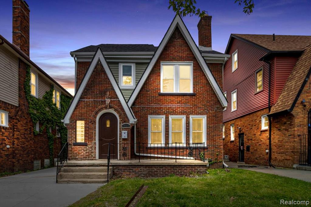 16515 Ohio Street, Detroit, MI 48221