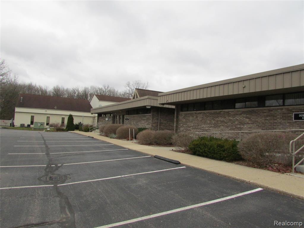 8590 N CANTON CENTER Road, Canton, MI 48187 — Photo 18