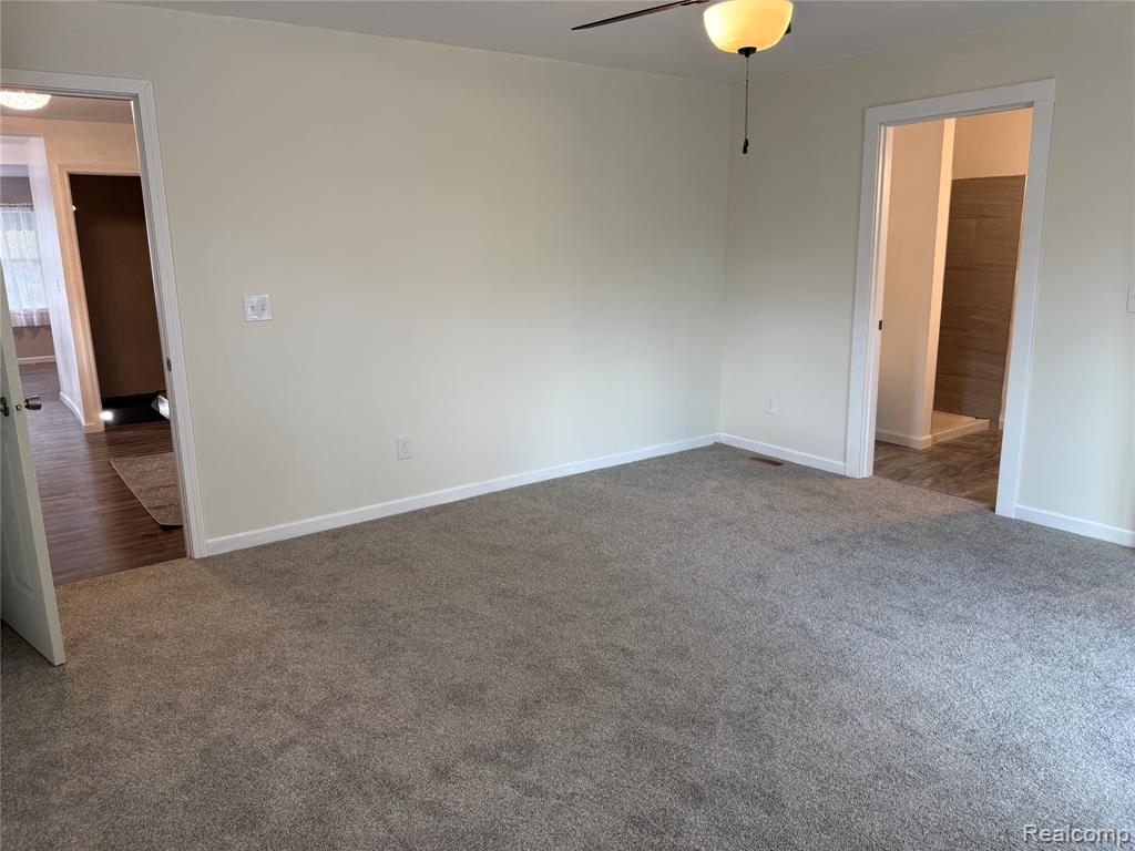 106 E Hopkins Avenue, Pontiac, MI 48340 — Photo 24