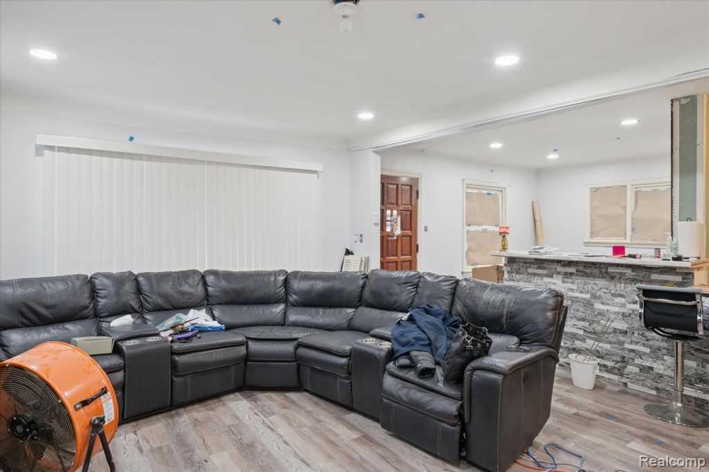 11785 Nashville Street, Detroit, MI 48205 — Photo 10