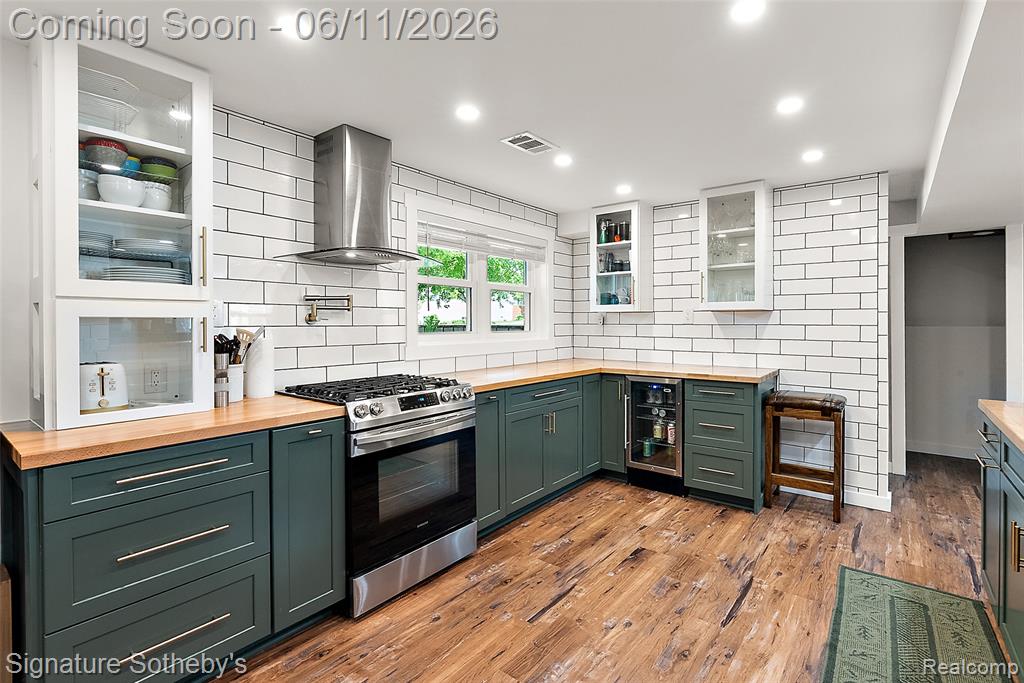 954 Panorama Drive, Milford, MI 48381 — Photo 9