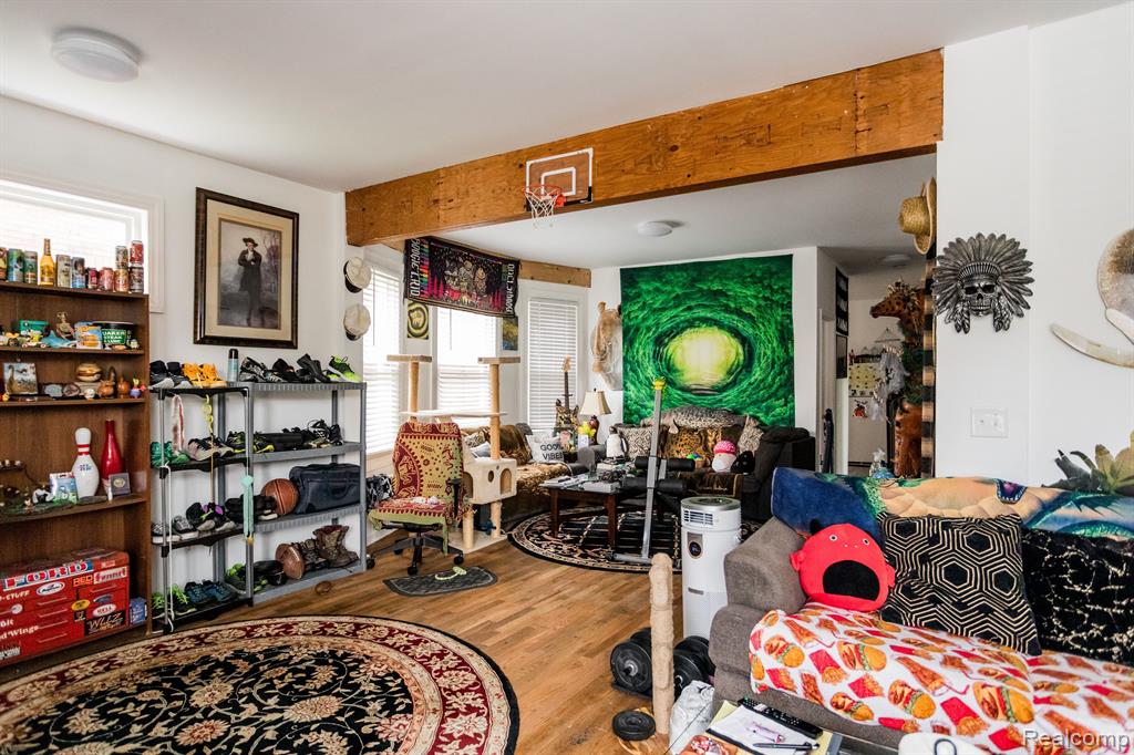 197 W BUENA VISTA Street, Highland Park, MI 48203 — Photo 15