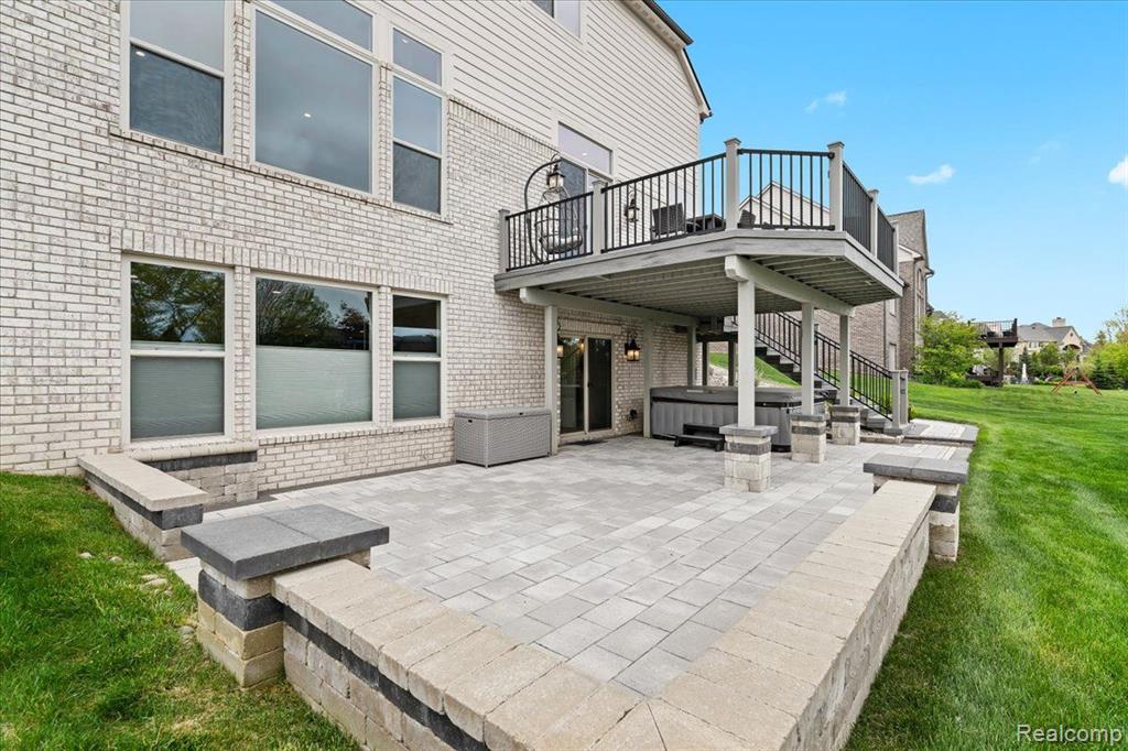 10611 STONEY POINT Drive, South Lyon, MI 48178 — Photo 47