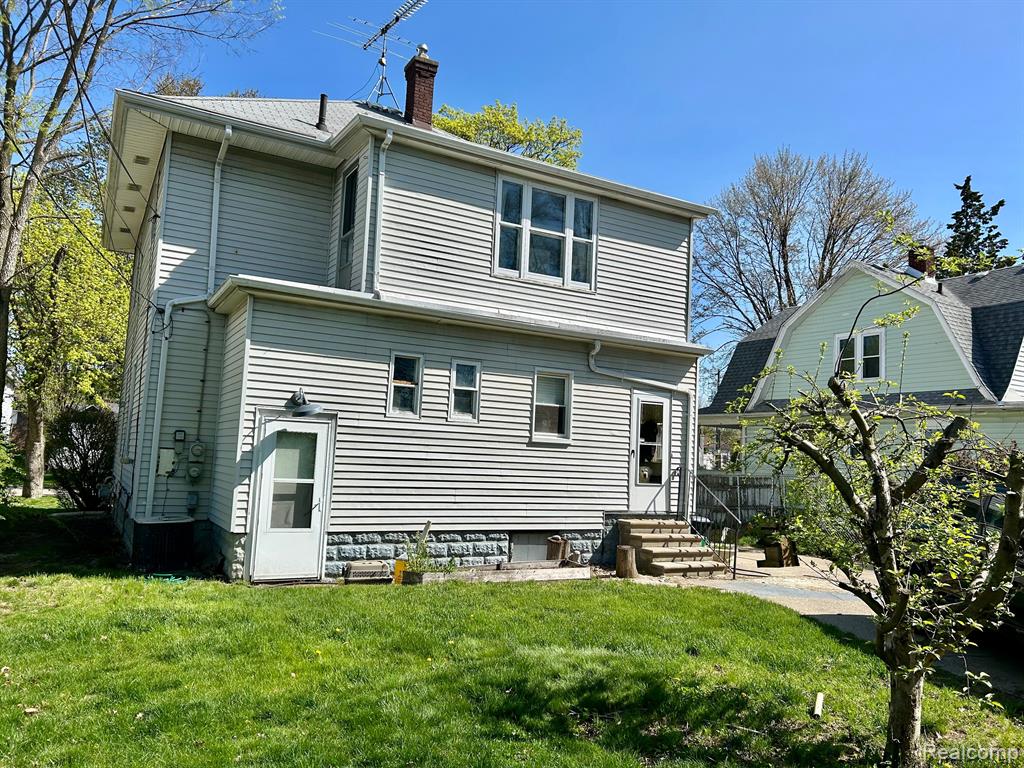 59 AHRENS Street, Mount Clemens, MI 48043 — Photo 21