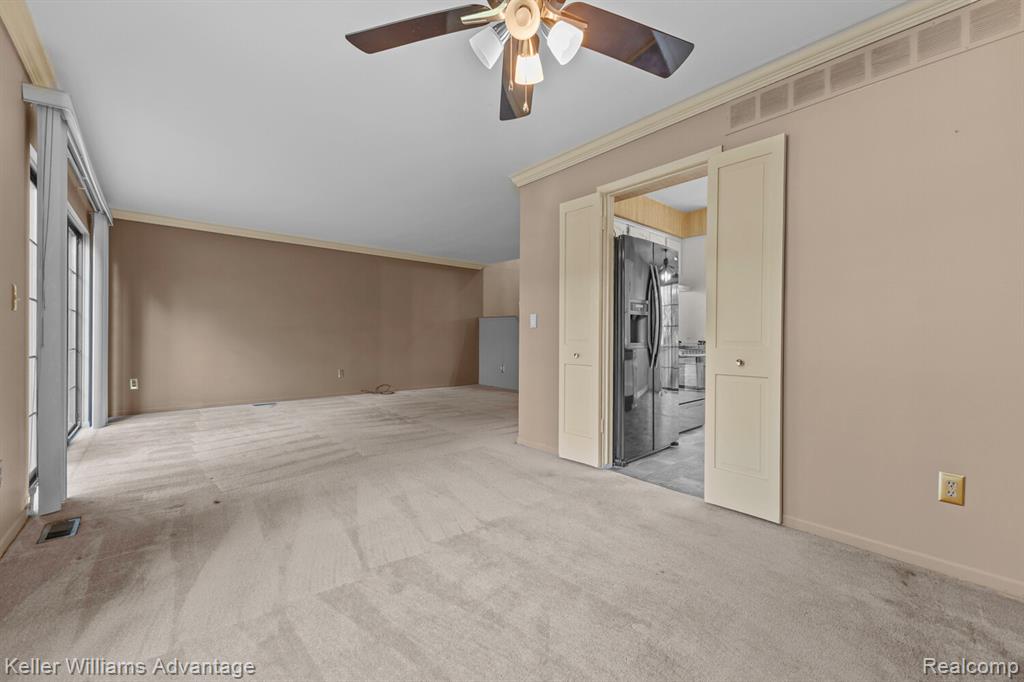 26692 Summerdale Drive, Southfield, MI 48033 — Photo 8