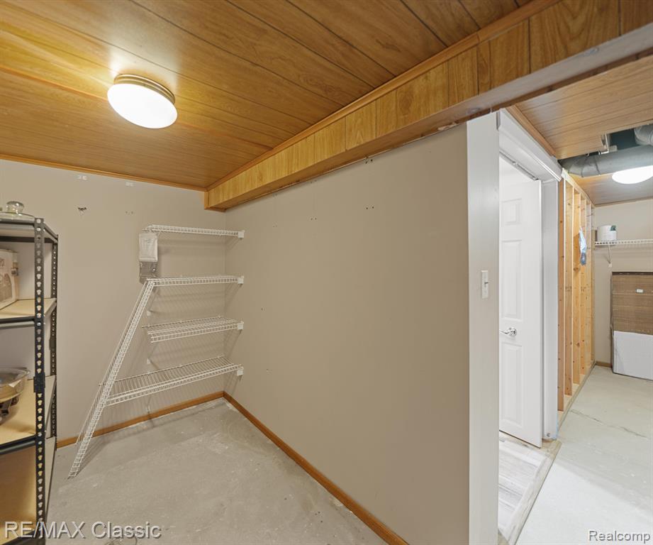 45597 HOLMES Drive, Canton, MI 48187 — Photo 61