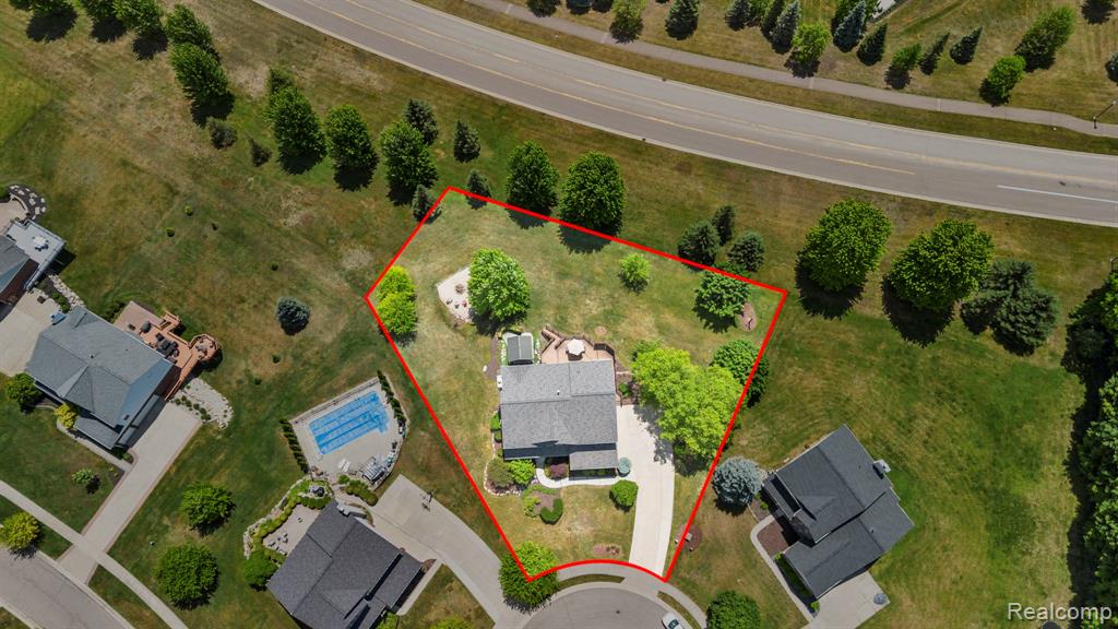 981 Coventry Court, Oxford, MI 48371 — Photo 3