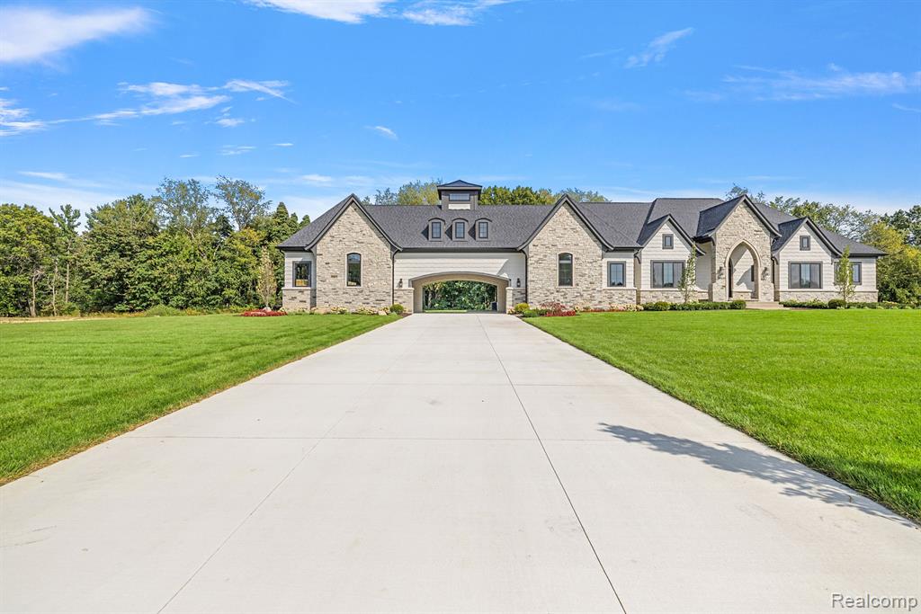 70501 Renata Court, Bruce, MI 48065 — Photo 5