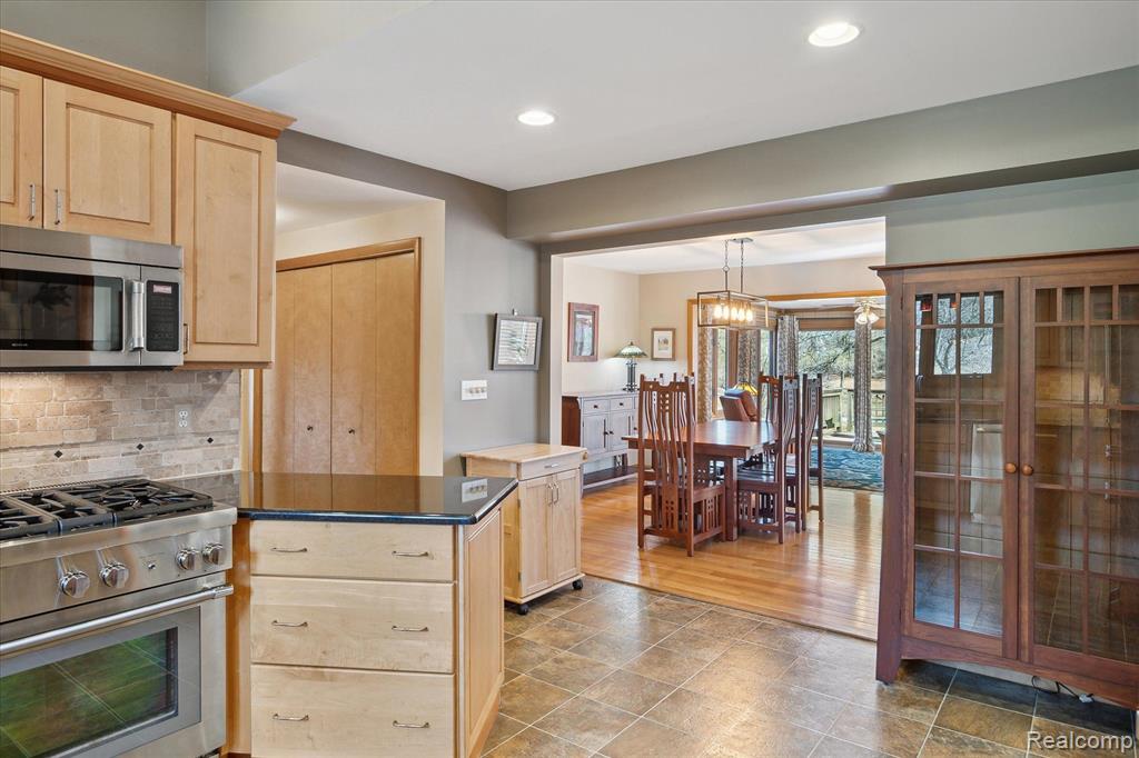 5836 DUTCH HILL Drive, Ann Arbor, MI 48105 — Photo 15