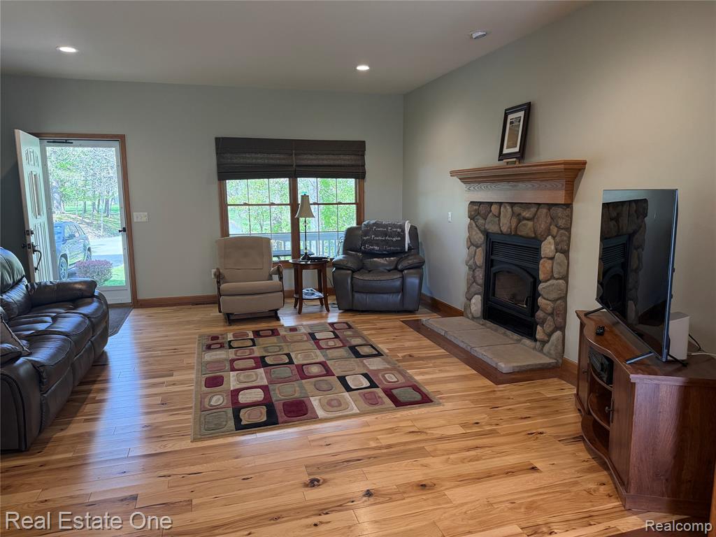 1374 Blue Heron Drive, Highland, MI — Photo 5