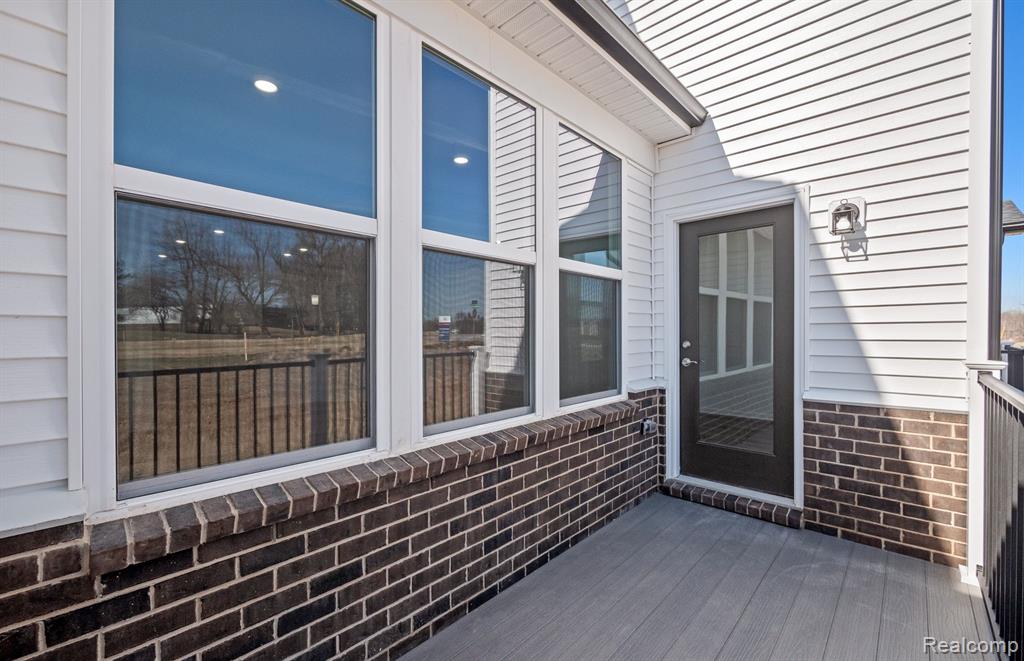 5509 E SPANIEL Drive, Ann Arbor, MI 48108 — Photo 3