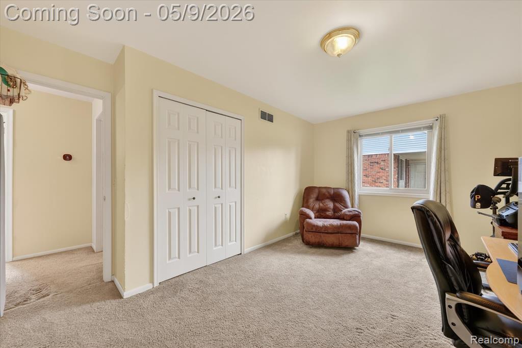16621 Gatehouse Drive, Woodhaven, MI 48183 — Photo 24