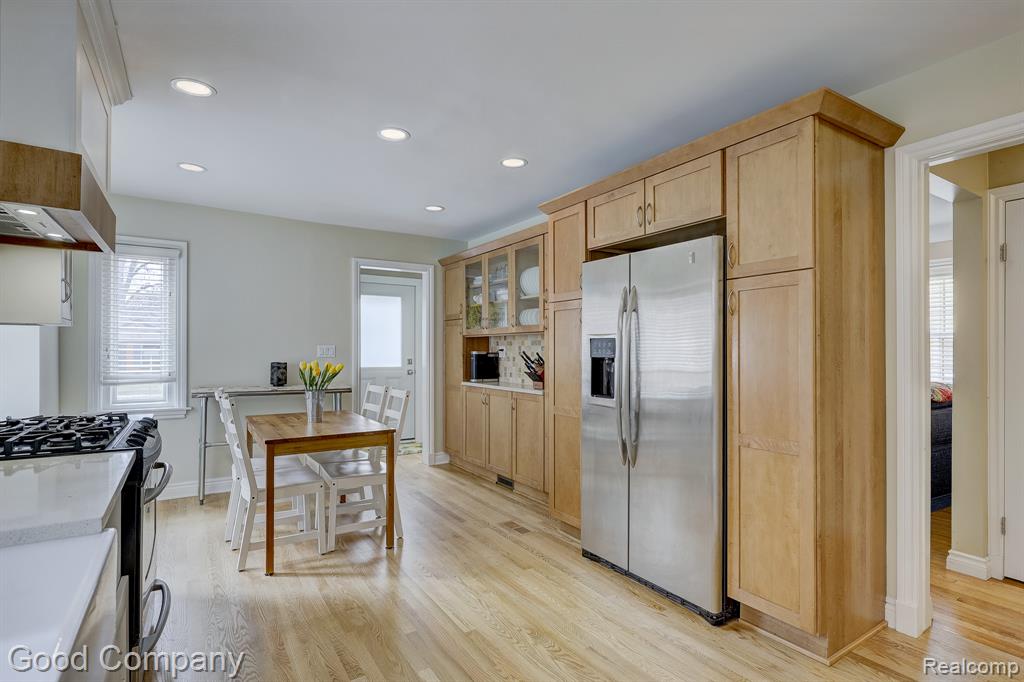 924 Marywood Drive, Royal Oak, MI 48067 — Photo 13