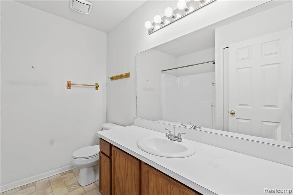 7140 Maplelawn Drive, Ypsilanti, MI 48197 — Photo 15
