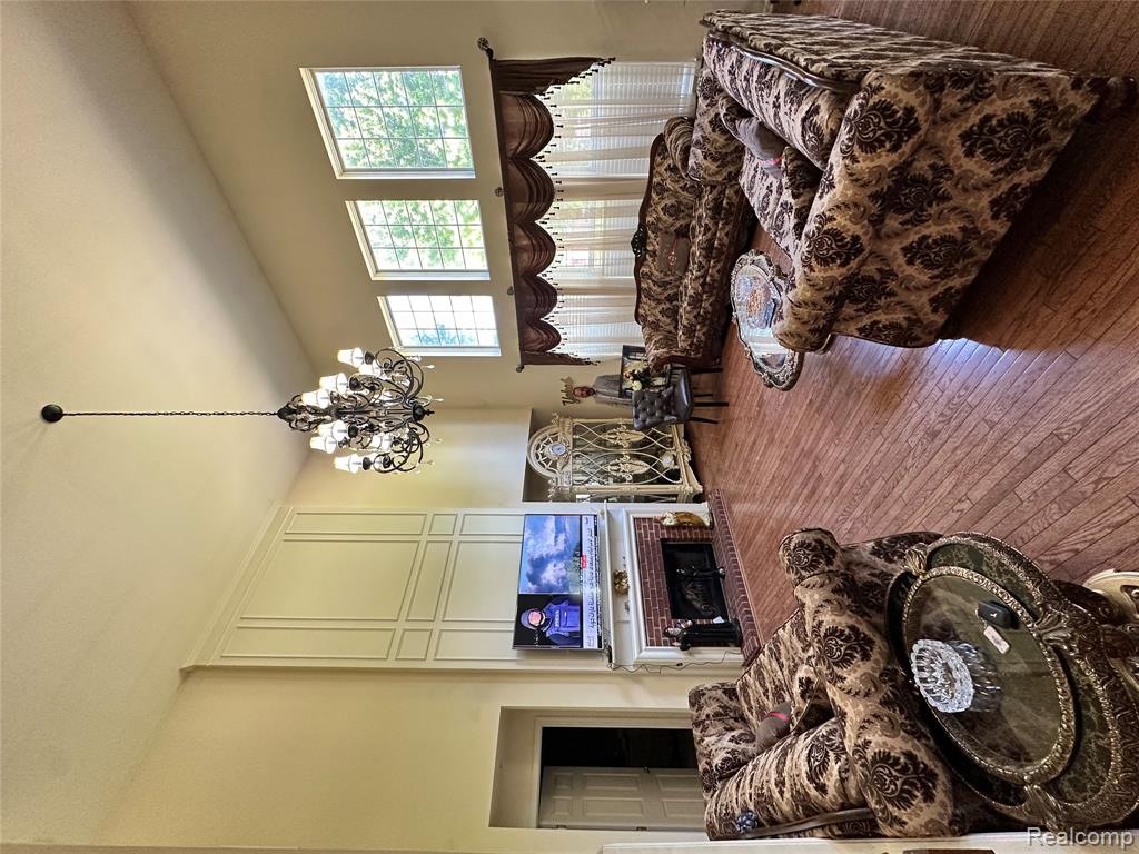7383 Tottenham, Utica, MI 48317 — Photo 11