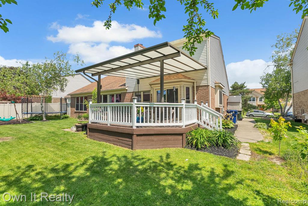 45693 Radnor Road, Canton, MI 48187 — Photo 46