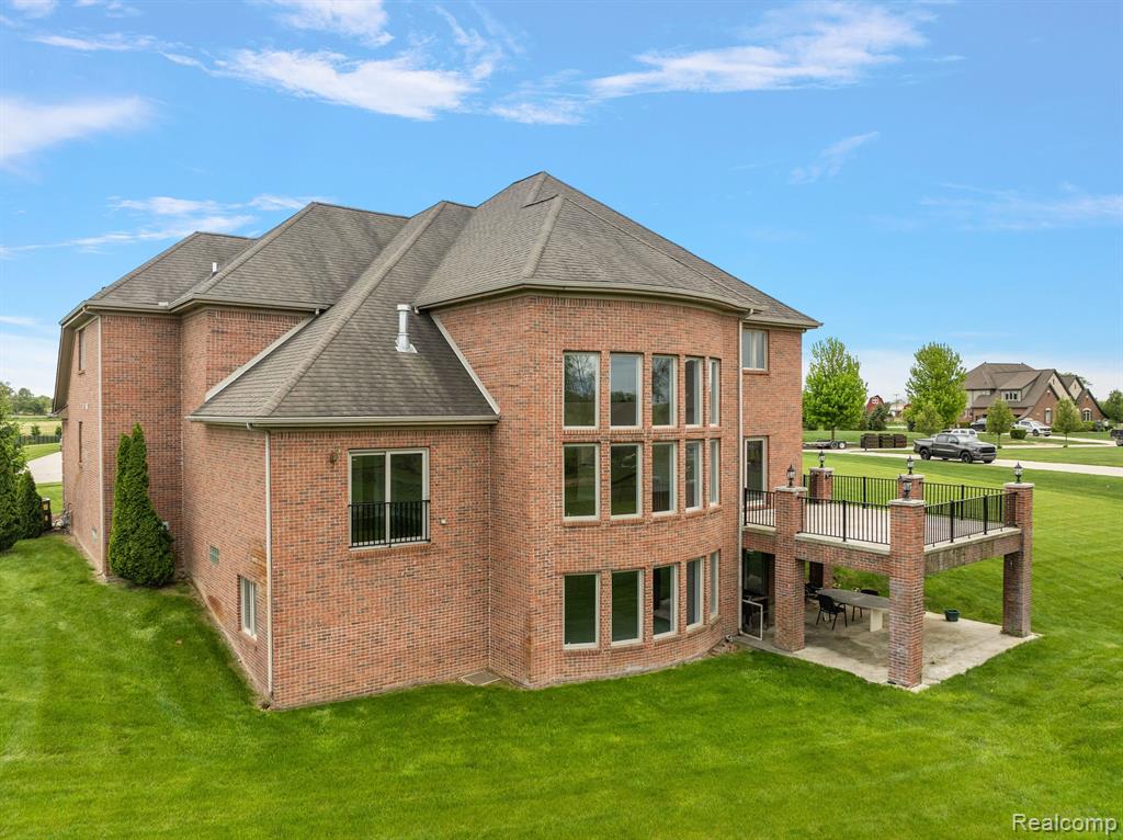 66701 NOTRE DAME Boulevard, Washington, MI 48095 — Photo 5