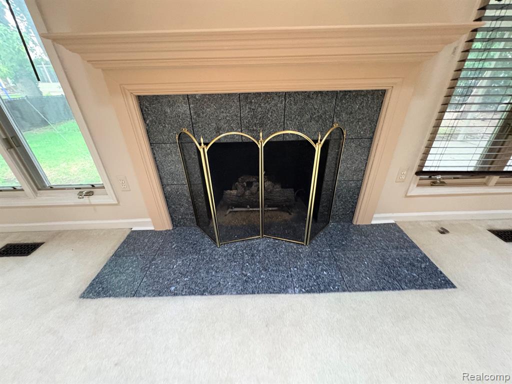 43336 Herring Drive, Clinton Twp, MI 48038 — Photo 11