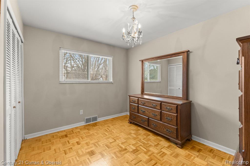 4051 JOHNSON Drive, Sterling Heights, MI 48310 — Photo 27