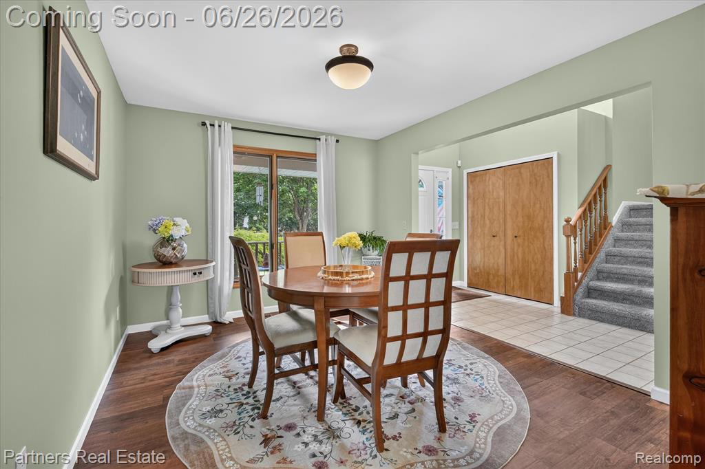 627 W Caledonia Street, Howell, MI 48843 — Photo 8