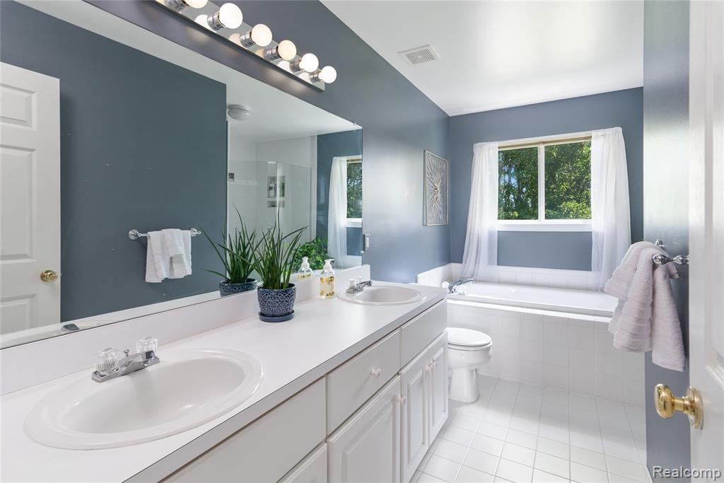 53821 Blakely Court, New Baltimore, MI 48047 — Photo 21