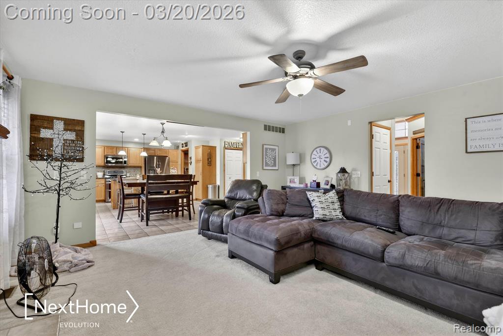 27078 Brookview Court, Flat Rock, MI 48134 — Photo 14