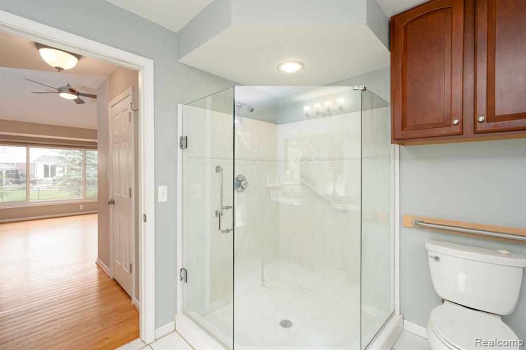 47248 Malburg Way Drive, Macomb, MI 48044 — Photo 38