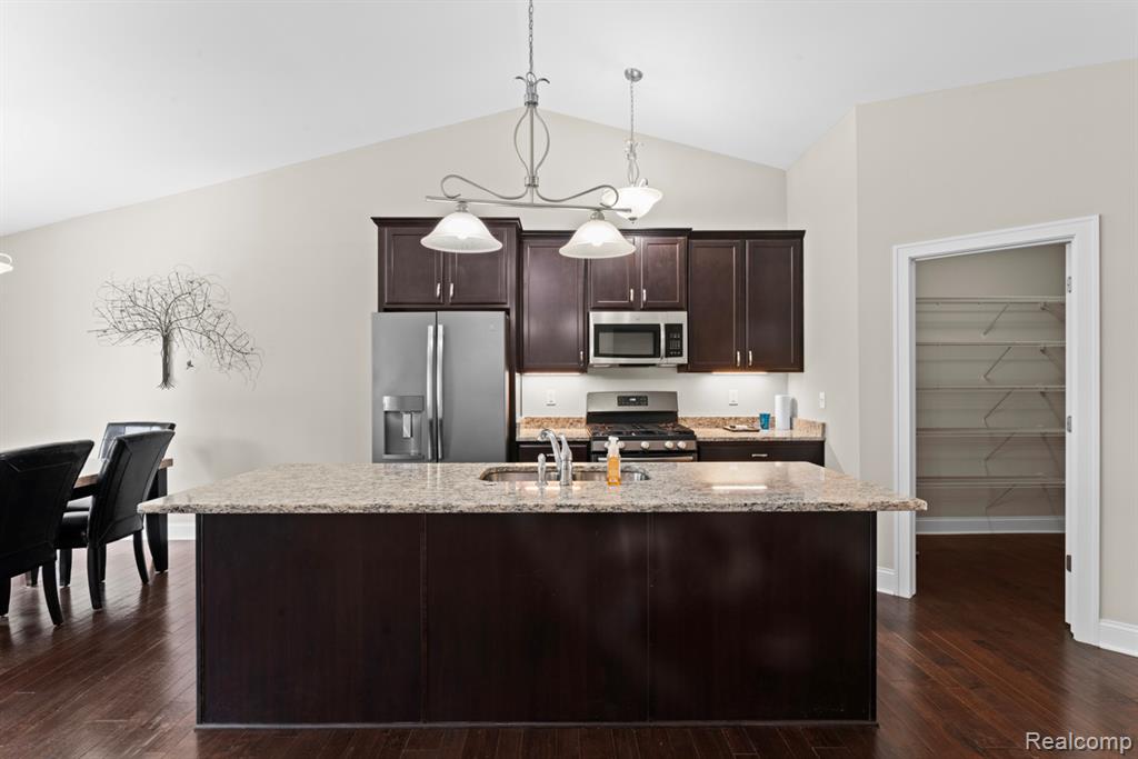 457 HOSTA, Howell, MI 48843 — Photo 8