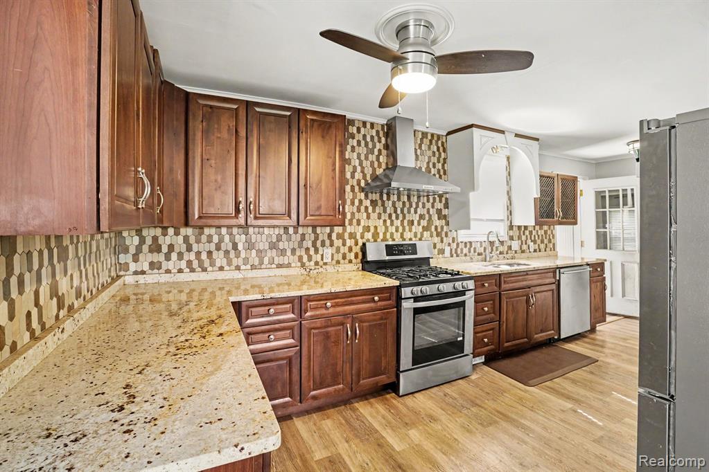 409 Fleming Street, Howell, MI 48843 — Photo 6