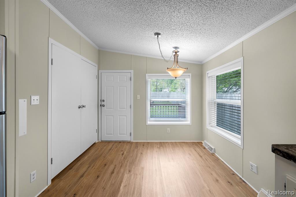 2692 GREG Avenue, Brighton, MI 48114 — Photo 17