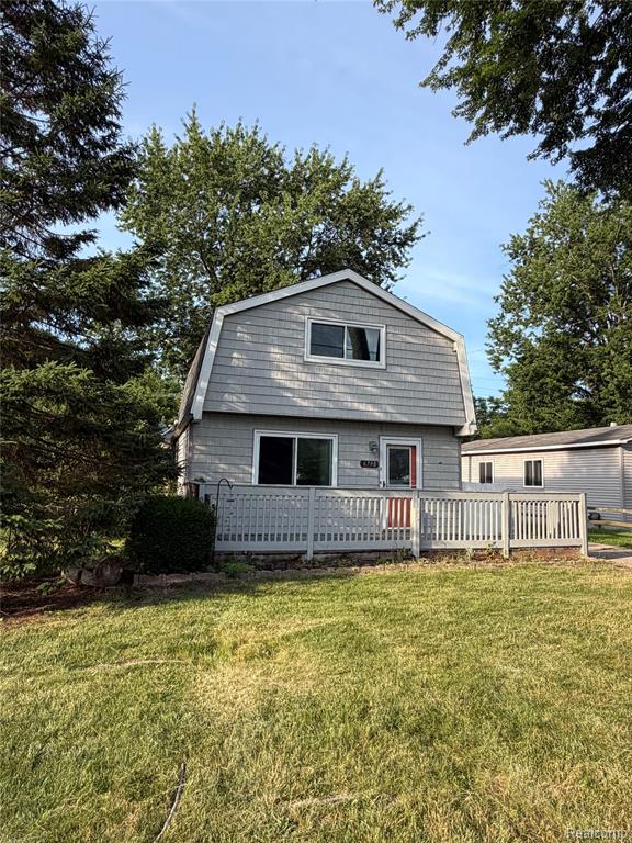 6798 Saline Drive, Waterford, MI 48329 — front exterior