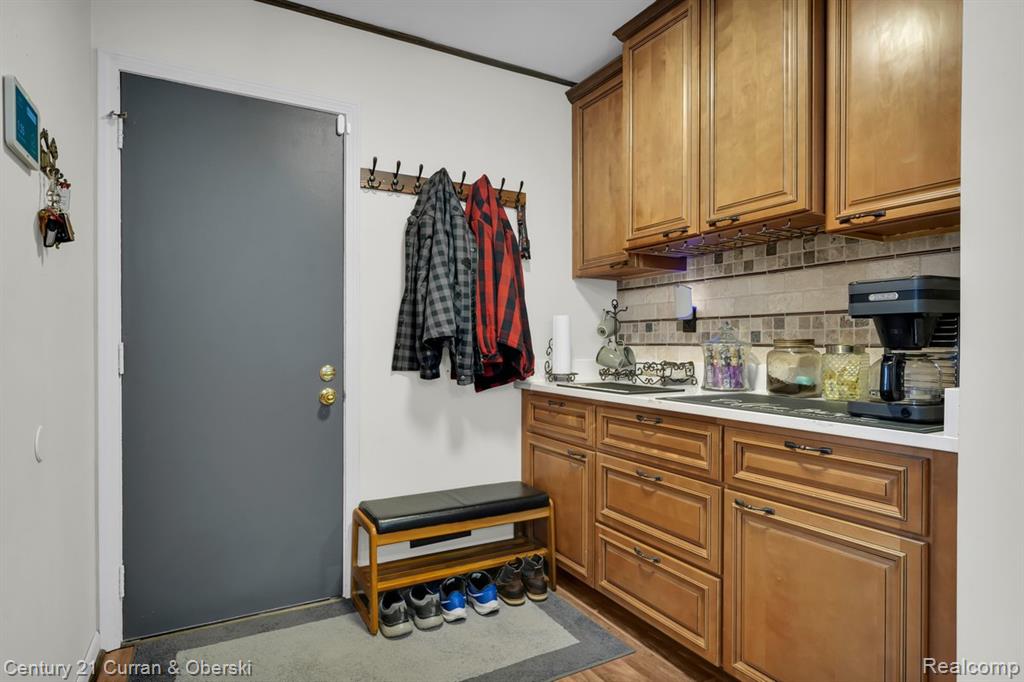 21539 Deerfield Drive, Woodhaven, MI 48183 — Photo 16
