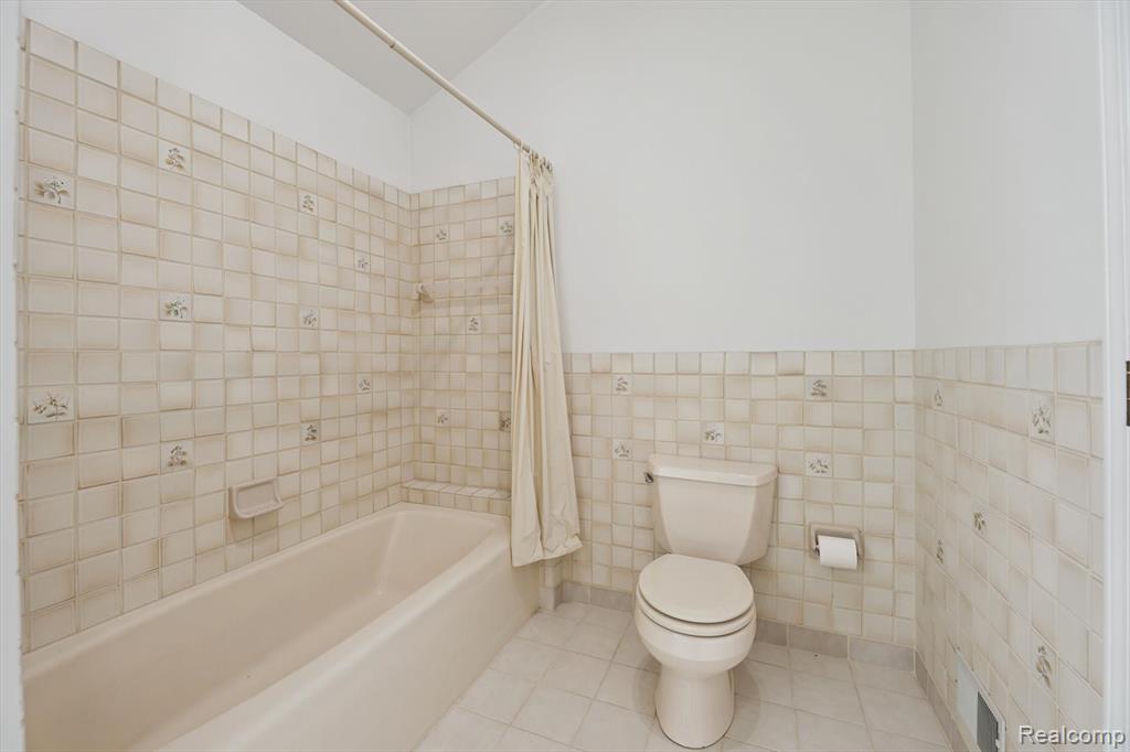 1792 Tooley Road, Howell, MI 48855 — Photo 32