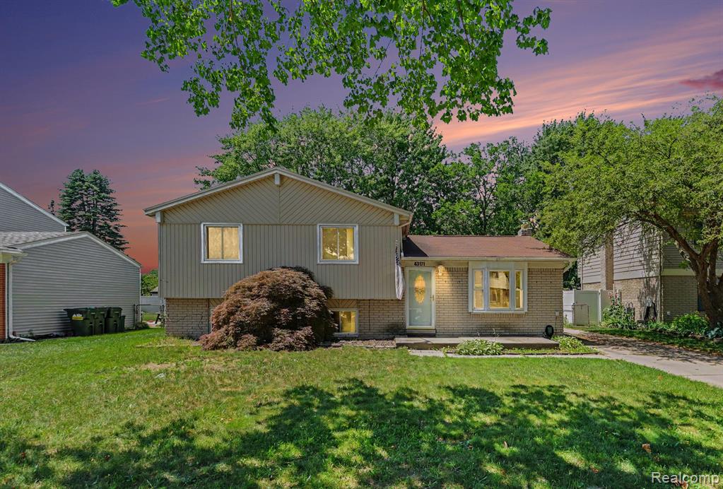 43171 Hartwick Drive, Sterling Heights, MI 48313 — Photo 3