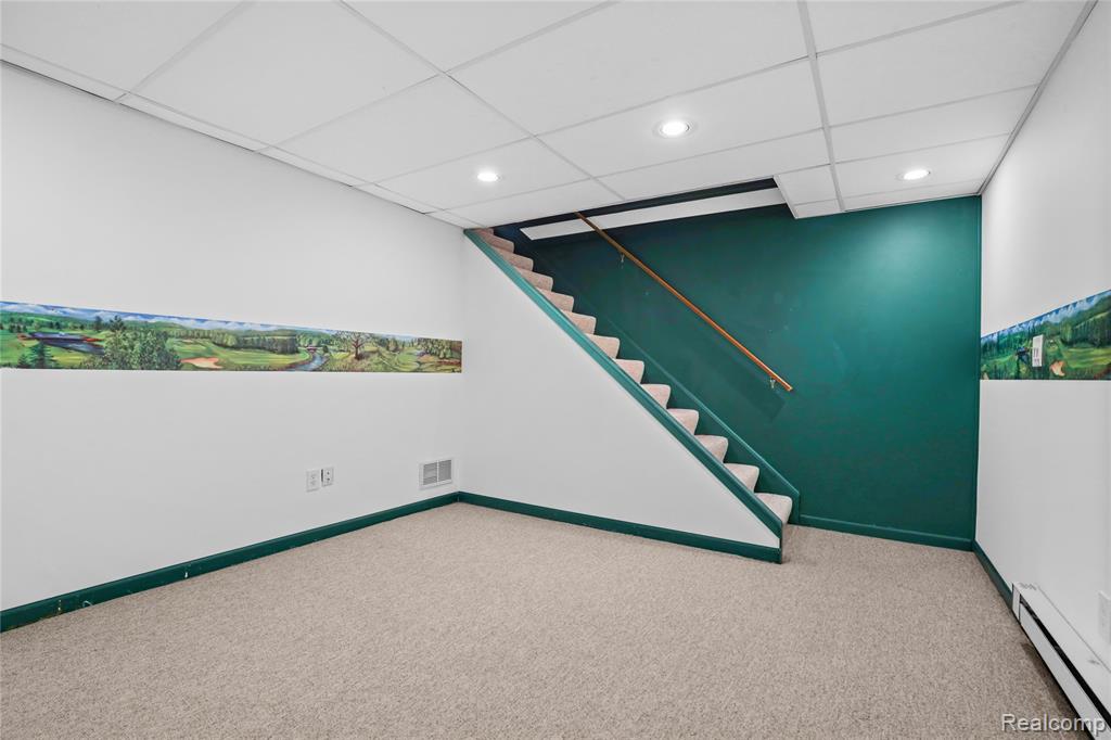 6083 Chatham Court, Grand Blanc, MI 48439 — Photo 29