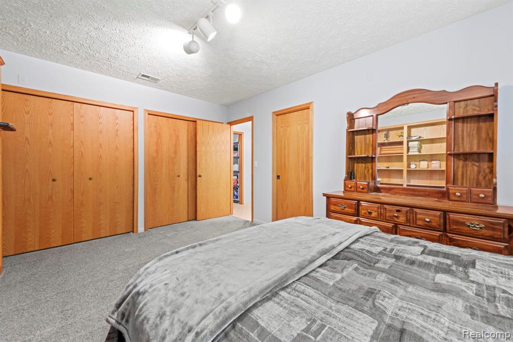 6687 Ridgeview Drive, Clarkston, MI — Photo 29