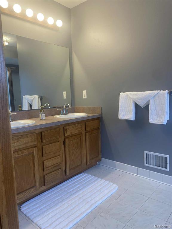 4845 Palms Road, Casco, MI 48064 — Photo 20