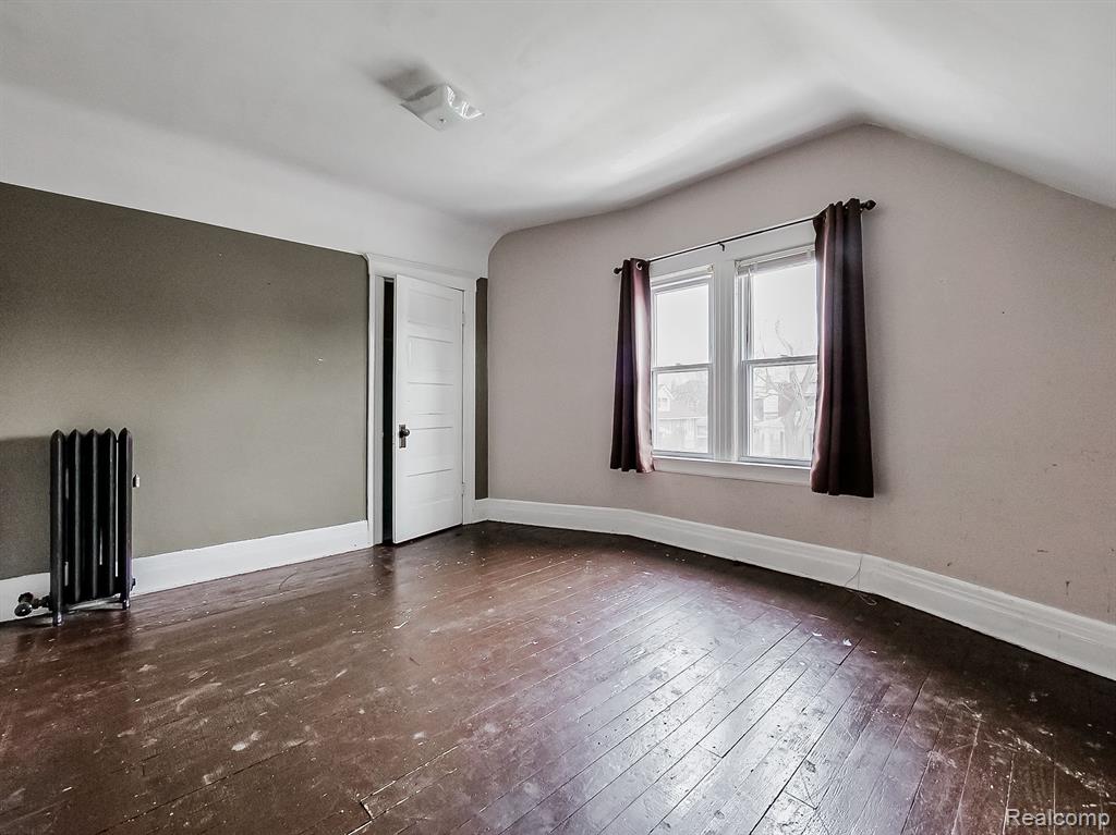5303 IROQUOIS Street, Detroit, MI 48213 — Photo 9