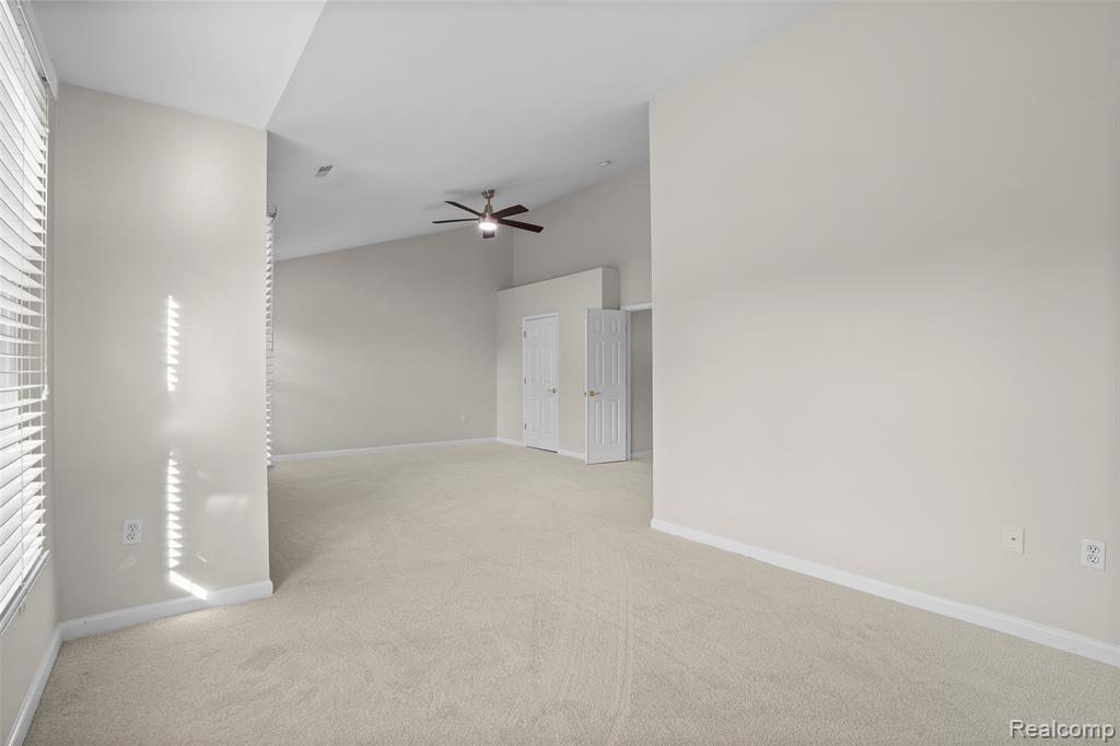 49994 Blackberry Trail, Novi, MI — Photo 28