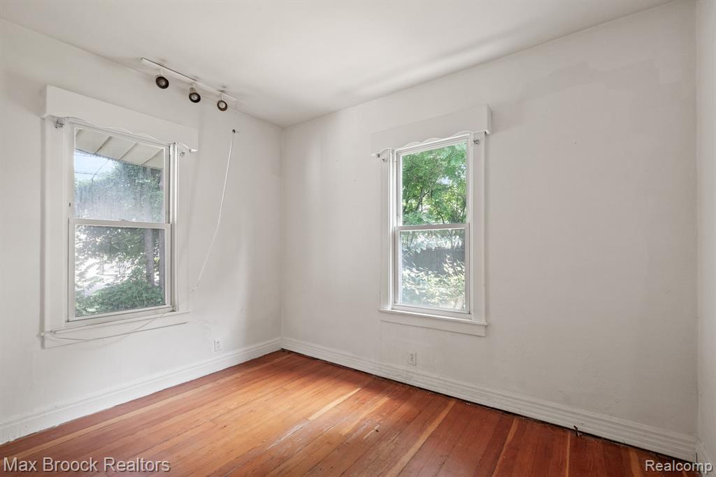 918 Saint Louis Street, Ferndale, MI 48220 — Photo 17