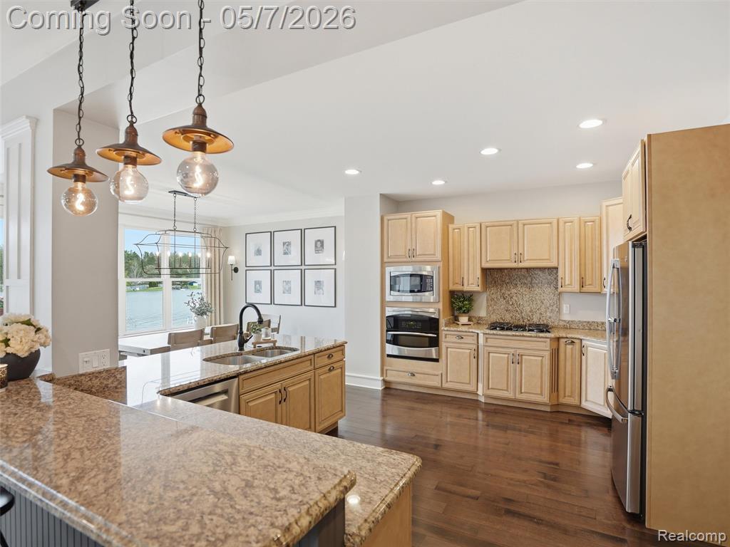 13435 Lake Shore Drive, Fenton, MI 48430 — Photo 11