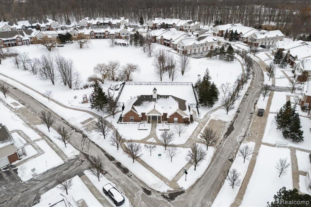 49407 N Glacier, Northville, MI 48168 — Photo 44
