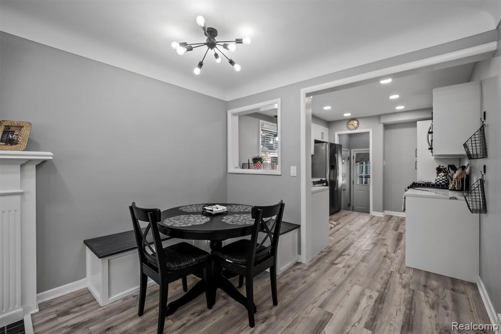 803 Oakridge Avenue, Royal Oak, MI 48067 — Photo 3