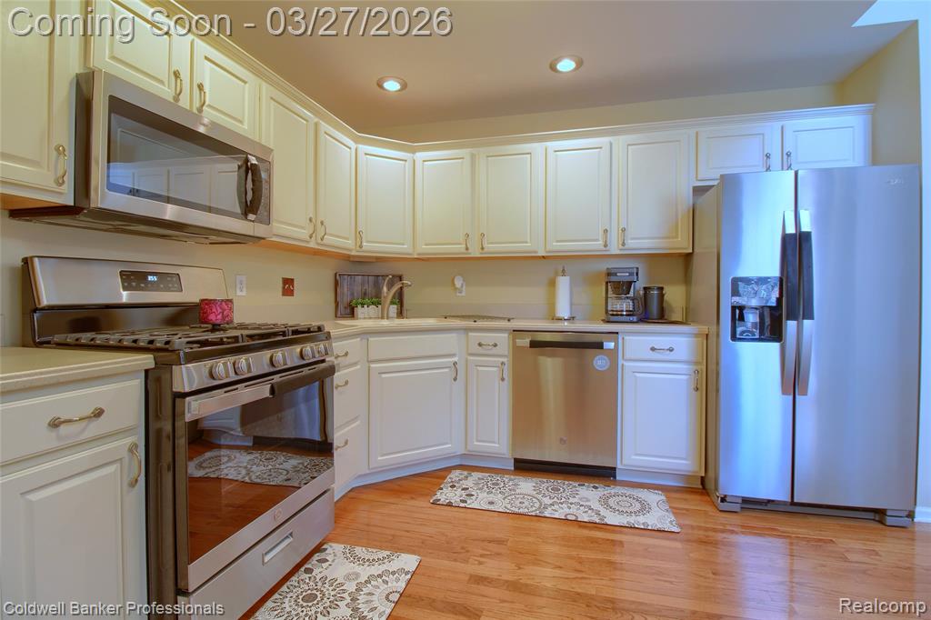 610 Cherry Grove Road, Canton, MI 48188 — Photo 9