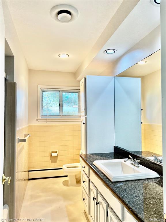 850 HELSTON Road, Bloomfield Hills, MI 48304 — Photo 17