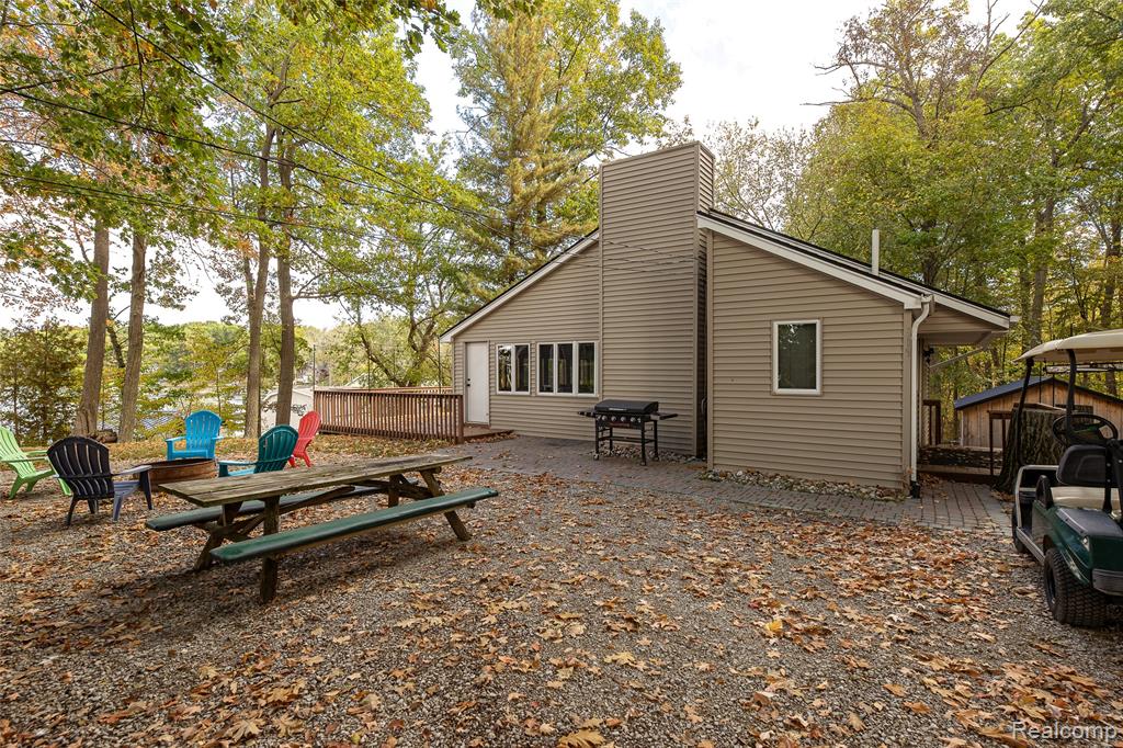 319 Parkway Drive, Attica, MI 48412 — Photo 2